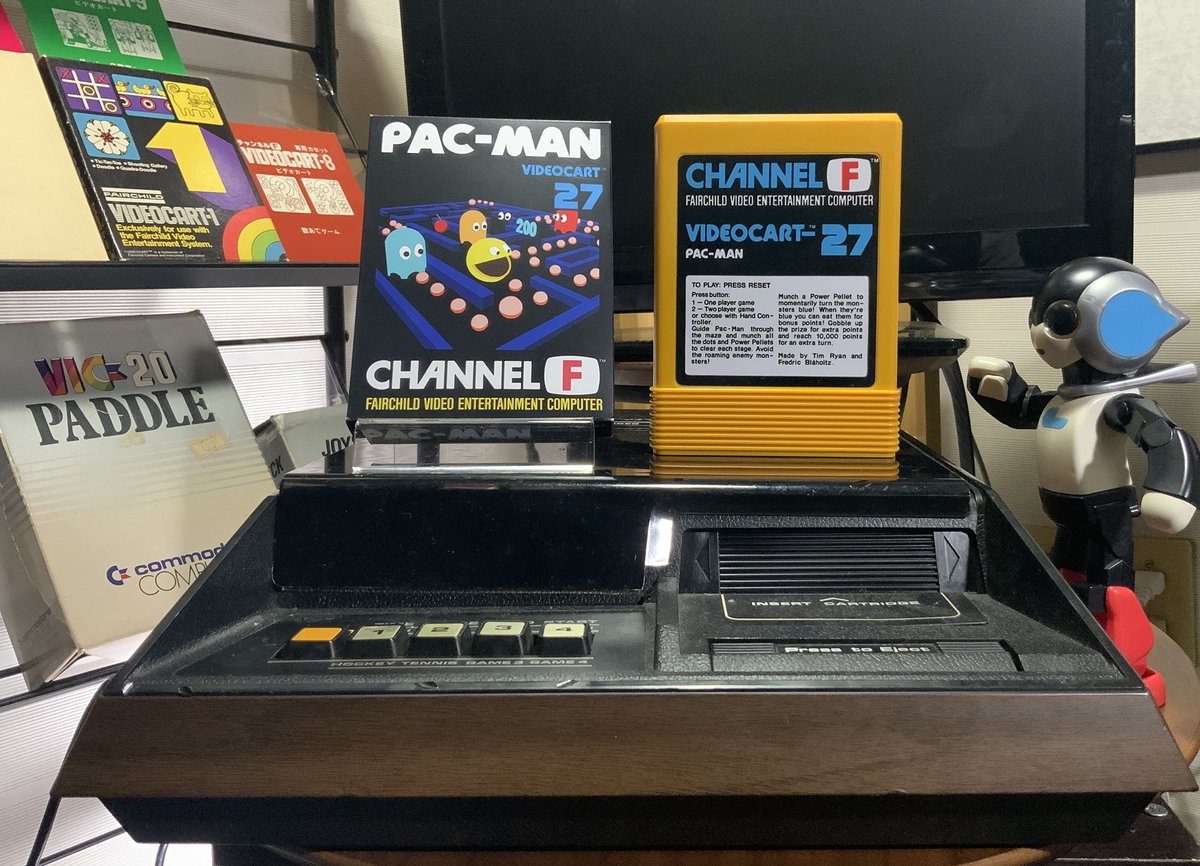 寺町電人 チャンネルf用 パックマン Tim Ryan Fredric Blaholtz 09年 1976年 世界最古のマイコン仕様の家庭用tvゲーム機 Channel F Ves で動くまさかまさかのパックマン インディーズゲーム しかも物凄い完成度 Jerry Lawson氏は 生前この傑作