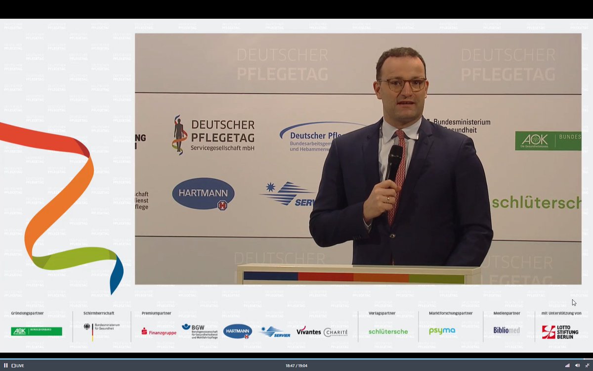 M_Pflege's tweet photo. Bundesgesundheitsminister @jensspahn auf dem Deutschen Pflegetag #DPT2020 "Spätestens jetzt werden auch den Letzten die Augen darüber geöffnet, welchen Stellenwert die #Pflege hat." https://t.co/1uLbs5gUvh