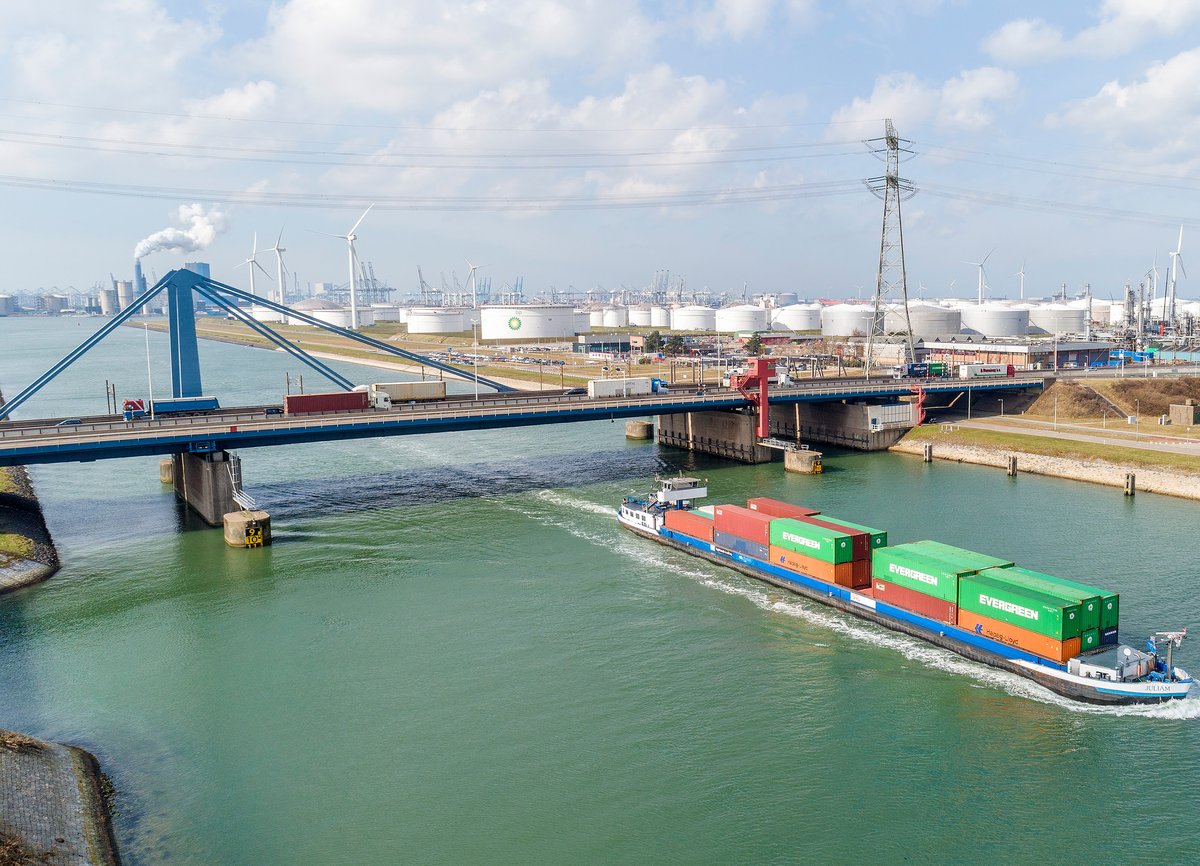 Rijkswaterstaat regio Zuid-Holland tweet media