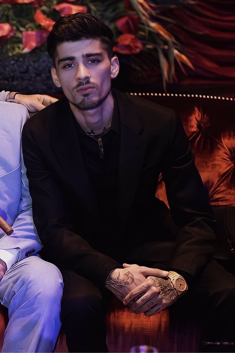 zayn malik on the set of the let me music video., image size:799x1200