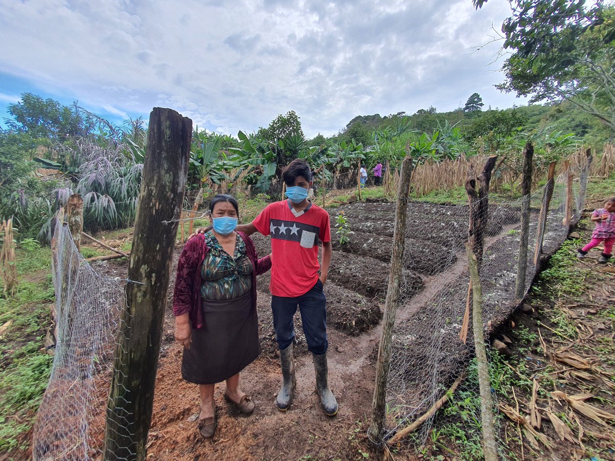 DestinationQSF's tweet photo. 🌎Au Honduras, le #projetQSF a été réaménagé pour faire face aux difficultés engendrées par la #COVID19. Avec l’appui de @SUCO_org et de son partenaire FIPAH, la communauté a entrepris la production de semences et l’établissement de potagers familiaux.🌱🌽
📷Jean-Philippe Gélinas https://t.co/j17abu4lYE