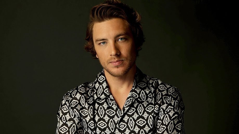 AHSVIP's tweet photo. Ryan Murphy está preparando papeles para Cody Fern y Dylan McDermott en 'American Horror Stories'. La primera temporada tendrá 16 episodios sobre mitos y leyendas del terror. #AHStory https://t.co/RiiSu7v040