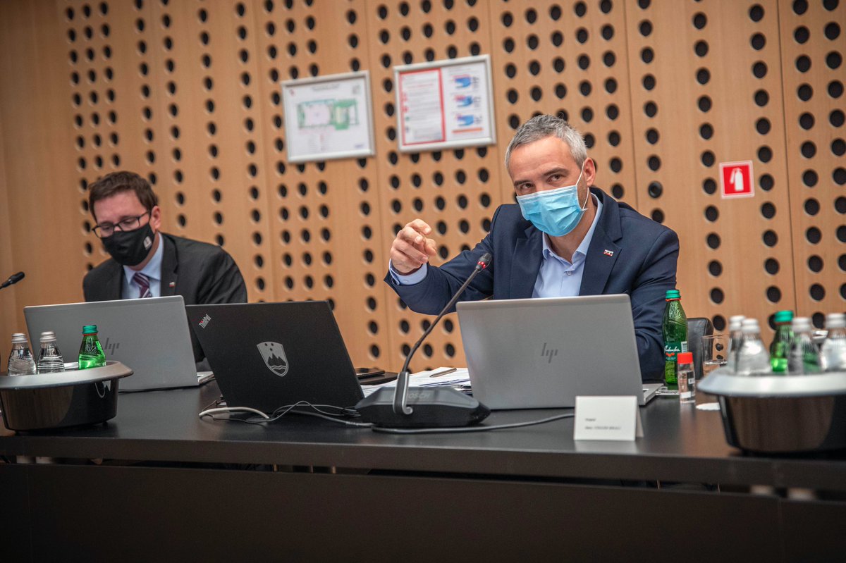 JJansaSDS's tweet photo. Vladna skupina za usklajevanje in pospeševanje investiranja EU sredstev #NGS1 o pripravi Načrta za okrevanje po #Epidemija #koronavirus ter odpravi zastojev v postopkih @ZCernac @SVRK_RS @MonikaKirbiRojs https://t.co/GCUNrisCjS
