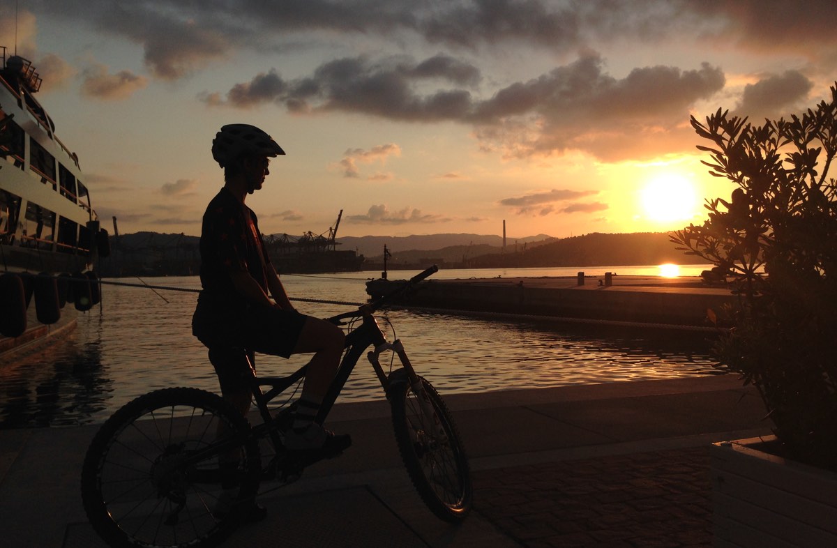 “At Porto Mirabello you feel already on holiday even before get on board”. This claim is the synthesis of the quality and lifestyle offered by this facility; a luxury environment designed to offer the best comfort to its guests.
portomirabello.it/en/porto-mirab…