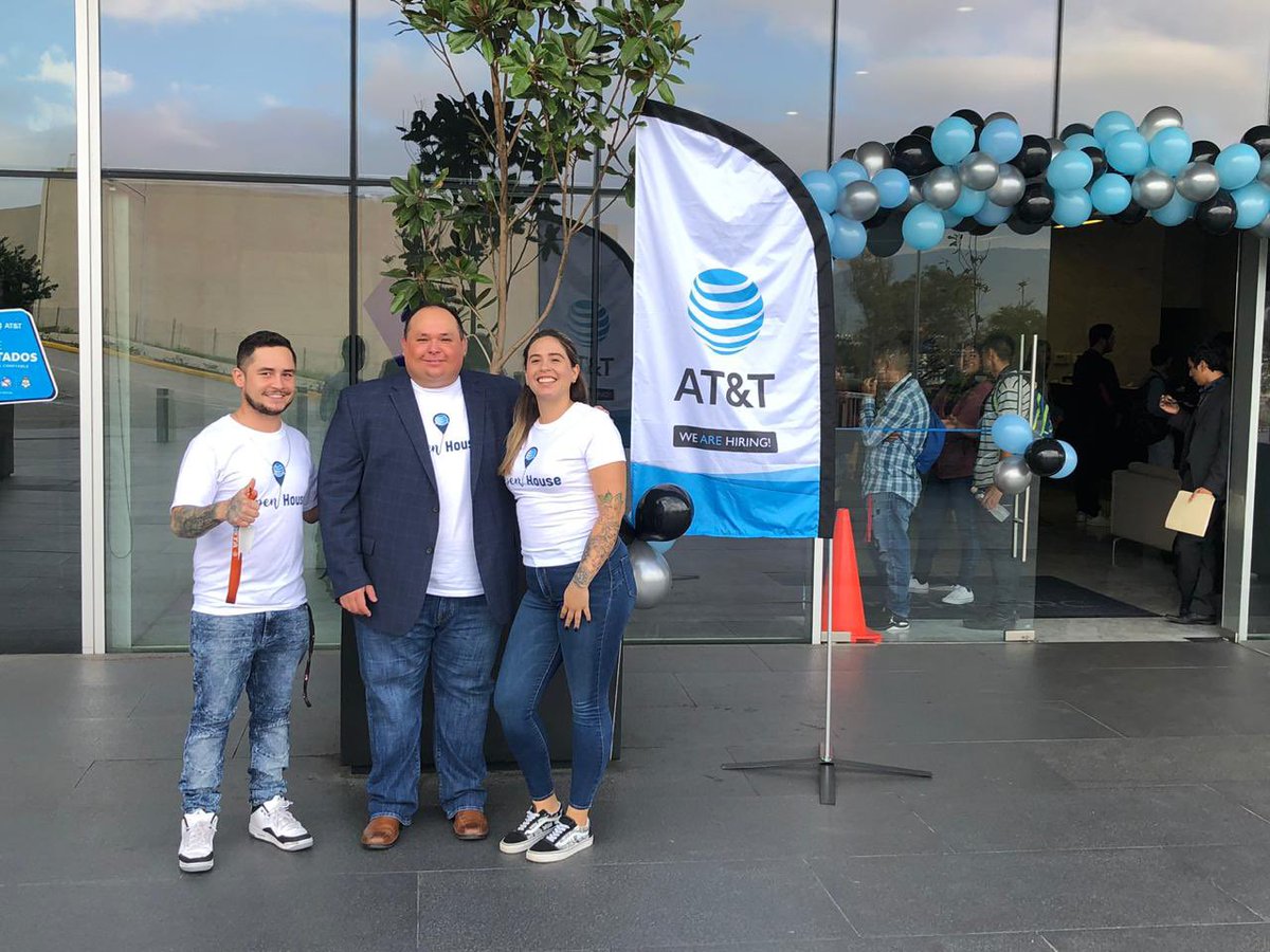 Tony_attbound's tweet photo. #ThankfulThursday  For the opportunity to form part of the proximity vision. #ThrowbackThursday Great Memories, Great People, Great Culture. I love my job!! @proud2young @Proud2bYoungOrg @tonydiazatt @LoreeeHdz @chiva_ana @LaValeRee https://t.co/JkXzIZ0d2Z