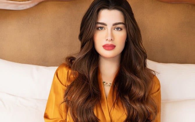 platinumrubyent's tweet photo. Thursday Distractions > Top 10 Most Attractive Muslim Girls in the world of 2020: https://t.co/VgYF44Q3h0 #Hollywood #actresses #beautiful #gorgeous #sexy by @FillGapNews https://t.co/rfFPdlTgNT