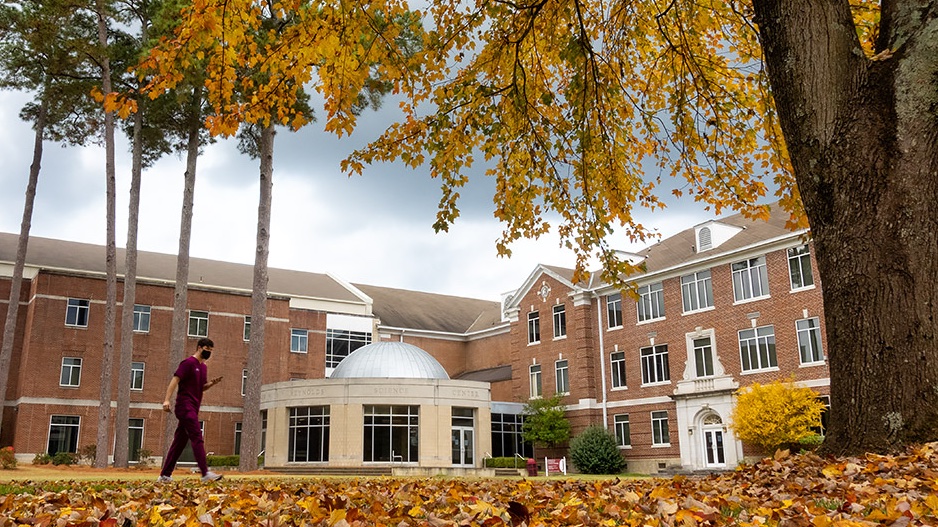 HendersonStateU's tweet photo. Henderson State has received state approval to offer a bachelor of science degree in computer engineering! https://t.co/agPUtbfaSL https://t.co/LlIVKciVEe