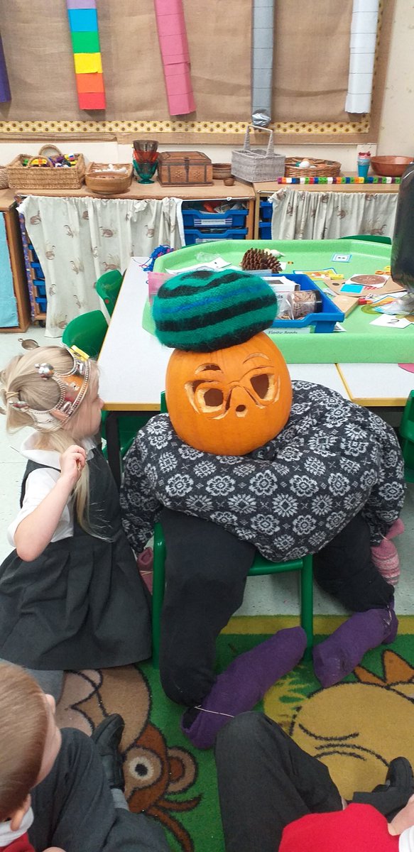 HorwichParishCE's tweet photo. Reception have enjoyed learning about Bonfire Night. Everyone helped to stuff clothes for Guy Fawkes and we tried 2 different heads out! #HPREC https://t.co/lNmRBpsXQk