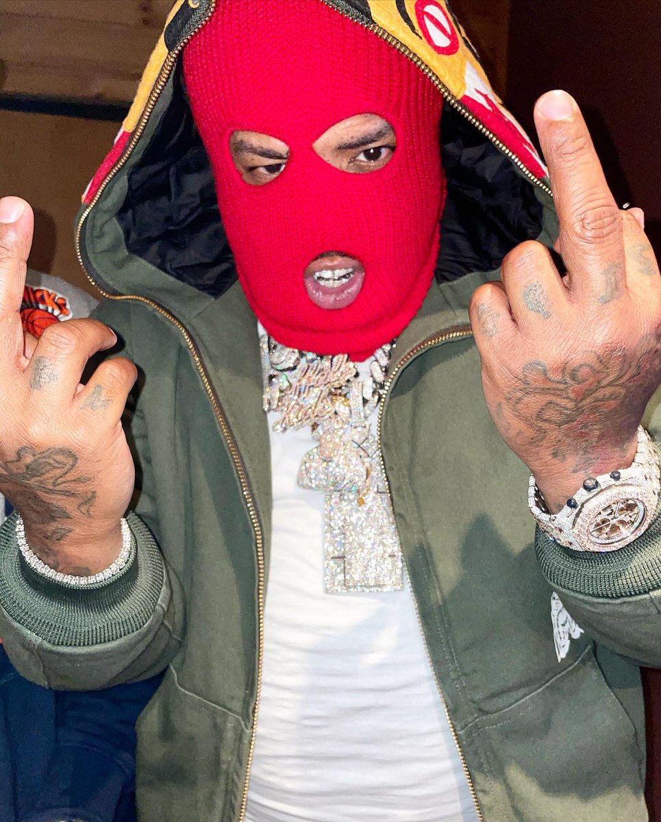 WESTSIDEGUNN's tweet photo. I’m on track 10 so far ..... SINCERELY ADOLF ...., HWH8 #FLYGOD #GXFR #ICON #MasterMind #BuffaloKids https://t.co/zrFqr31fdb