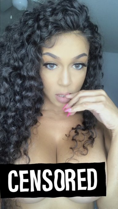 Watch Sonya Red's leaked NSFW photo on TwXstars