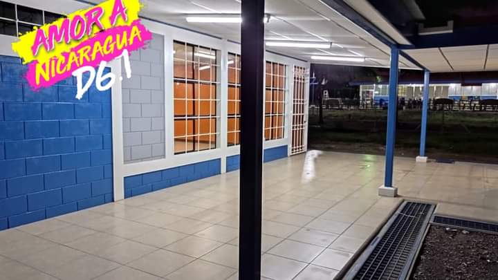 Revoluc25519367's tweet photo. Gobierno Sandinista Finalizó la Obra de Construcción del Colegio Nuestra Señora de Guadalupe
#DanielMiPresidente2021 https://t.co/c0zEeh9Vlo