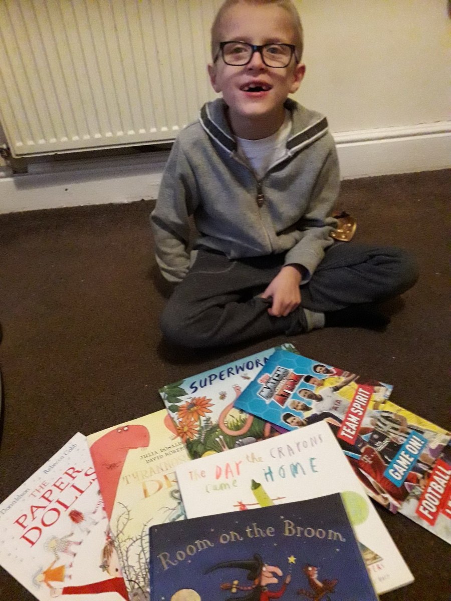 Hazel68004099's tweet photo. @roscoeprimary30 Saul has completed the challenge #roscoeactyouragechallenge https://t.co/lDhiC9E4tJ
