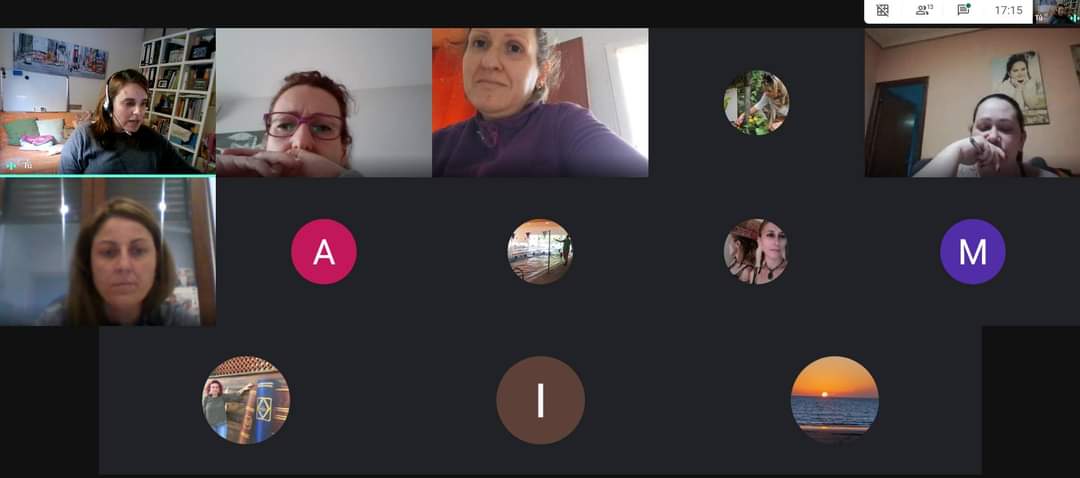 CEIPGuadalupe's tweet photo. Finalizando la última sesión de formación del programa #proapluslinea2 . Queremos agradecer la asistencia de las familias a la formación.

@cprtrujillo @InnovacionForm @SDiversid @VictoriaCamposR @AMPAGuadalupe https://t.co/QD4nhceZ7c