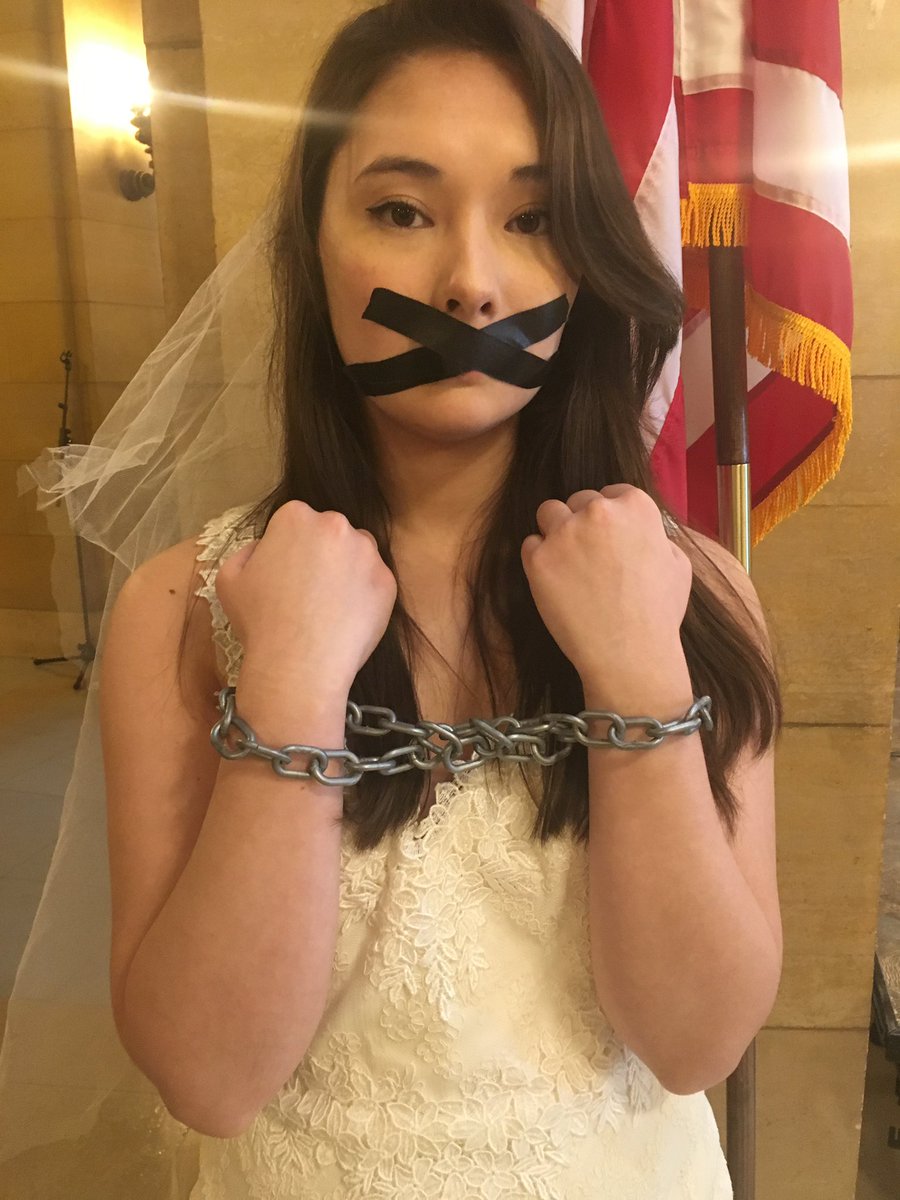 UnchainedAtLast's tweet photo. #WhyEndChildMarriage?
Globally, women who married before 18 are 3x more likely to have been
beaten by their spouses than women who married at 21 or older. - Hannah
#InternTakeOver #EndChildMarriage #EndForcedMarriage #DomesticViolence #UnchainedAtLast https://t.co/0lgSttJNSp