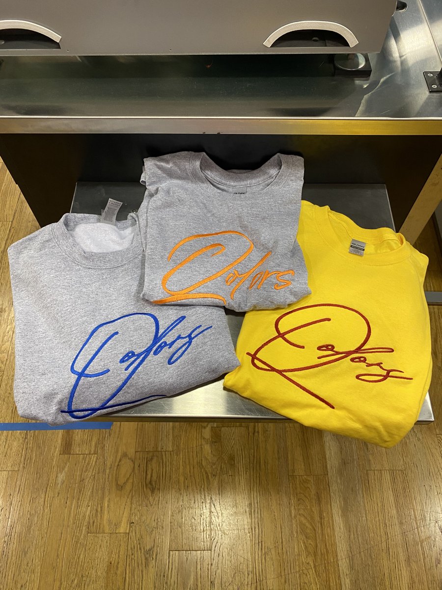 OfficialQolors's tweet photo. WUNNA SHIRTS &amp; SWEATSHIRT 👀🔥🕺🏾 #TheOfficialQolors #TapIn #CreativesCreate #DragonBall #OprahsBankAcct https://t.co/nydSd0pcGU