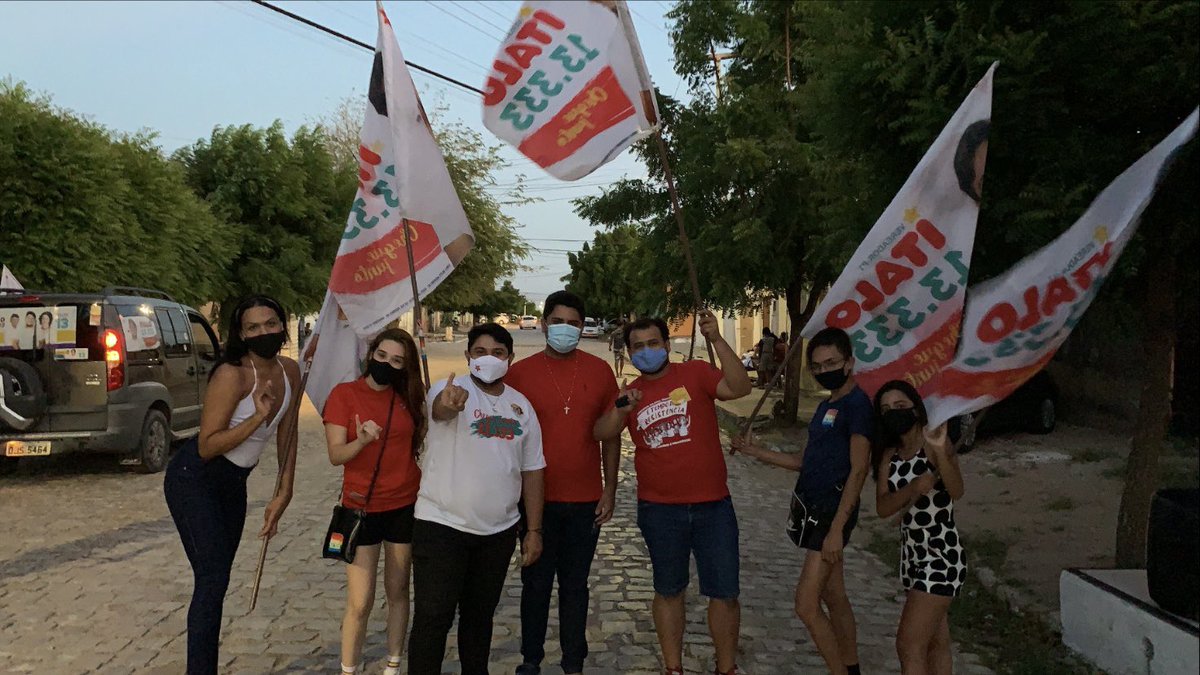 Italomenezes_rn's tweet photo. Chegamos junto no Bom jardim, levando nossas propostas e apresentando o melhor projeto de mudança para Mossoró.
#Italo13333
#ChegueJunto
#Tôcomitalo https://t.co/7WRigvDGmj