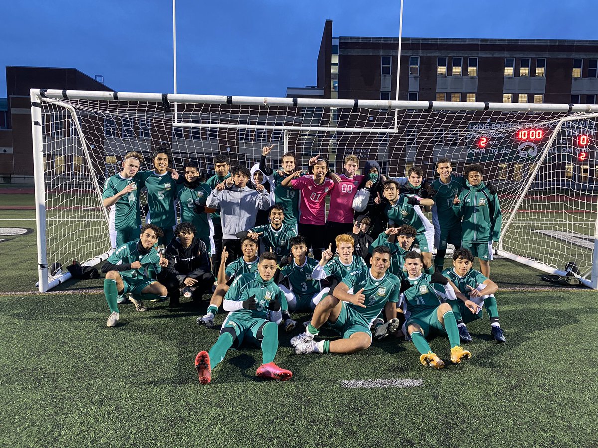 LbBoysSoccer's tweet photo. 2-0 victory to move to 11-2! Total team effort. 2020 A North co- public champs. @Matt_Manley @BrianDeakyne @danny_logiudice https://t.co/Uxk3hmgXjW