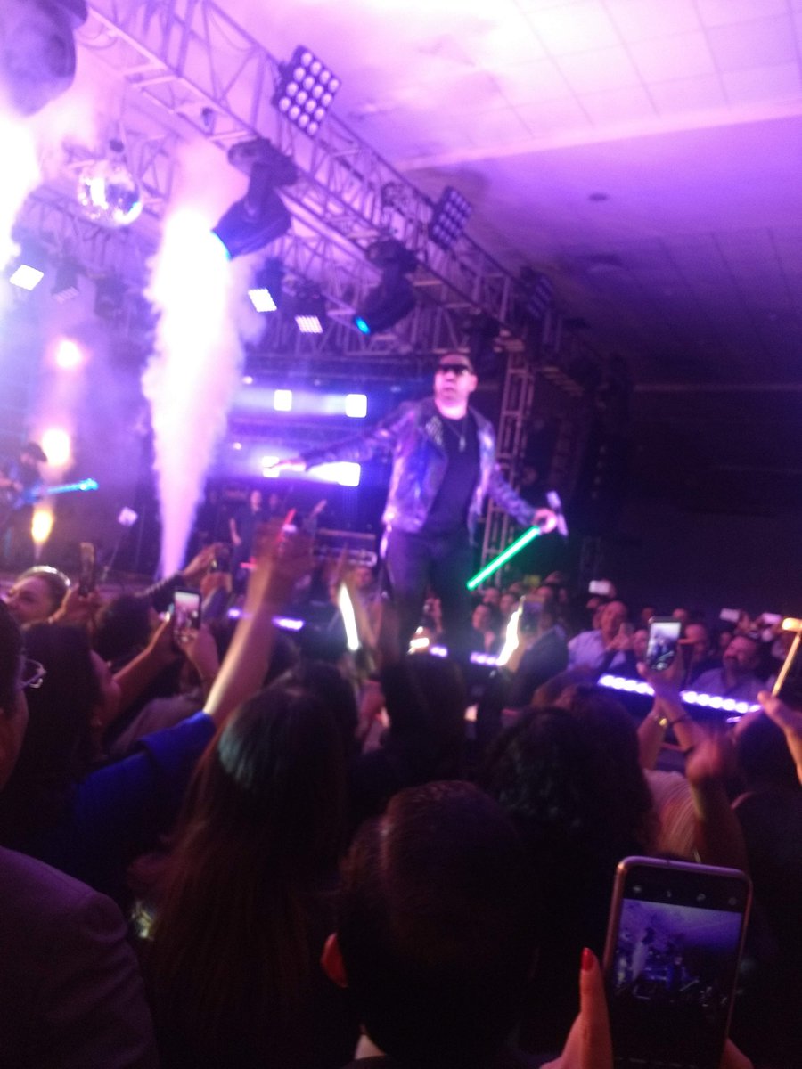 garriolao's tweet photo. @tanaplanter @jorgedalessio @PacoOsoMorales @yosoyppsanchez @IrvingReegalado @Nachoizeta Hace un año los vi en vivo por primera vez (#ANEAS2019), desde entonces no me canso de escucharlos!!!! https://t.co/BHfFPweqGy