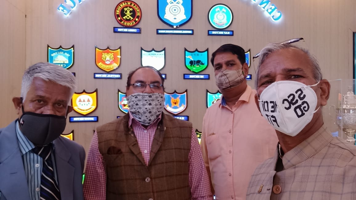 Ranbir_Crpf's tweet photo. Submitted memorandum regarding SSCGD (all 60k medi-fit candidates Appointment) to His Excellency President Secretariat, SSC Chairman, IG CRPF(recruitment) Dy Secretary MHA.Hope Govt will give bonanza to all medi-fit aspirants.
@rashtrapatibhvn 
@HMOIndia 
@sscchief 
@crpfindia https://t.co/ikTlejuKj4