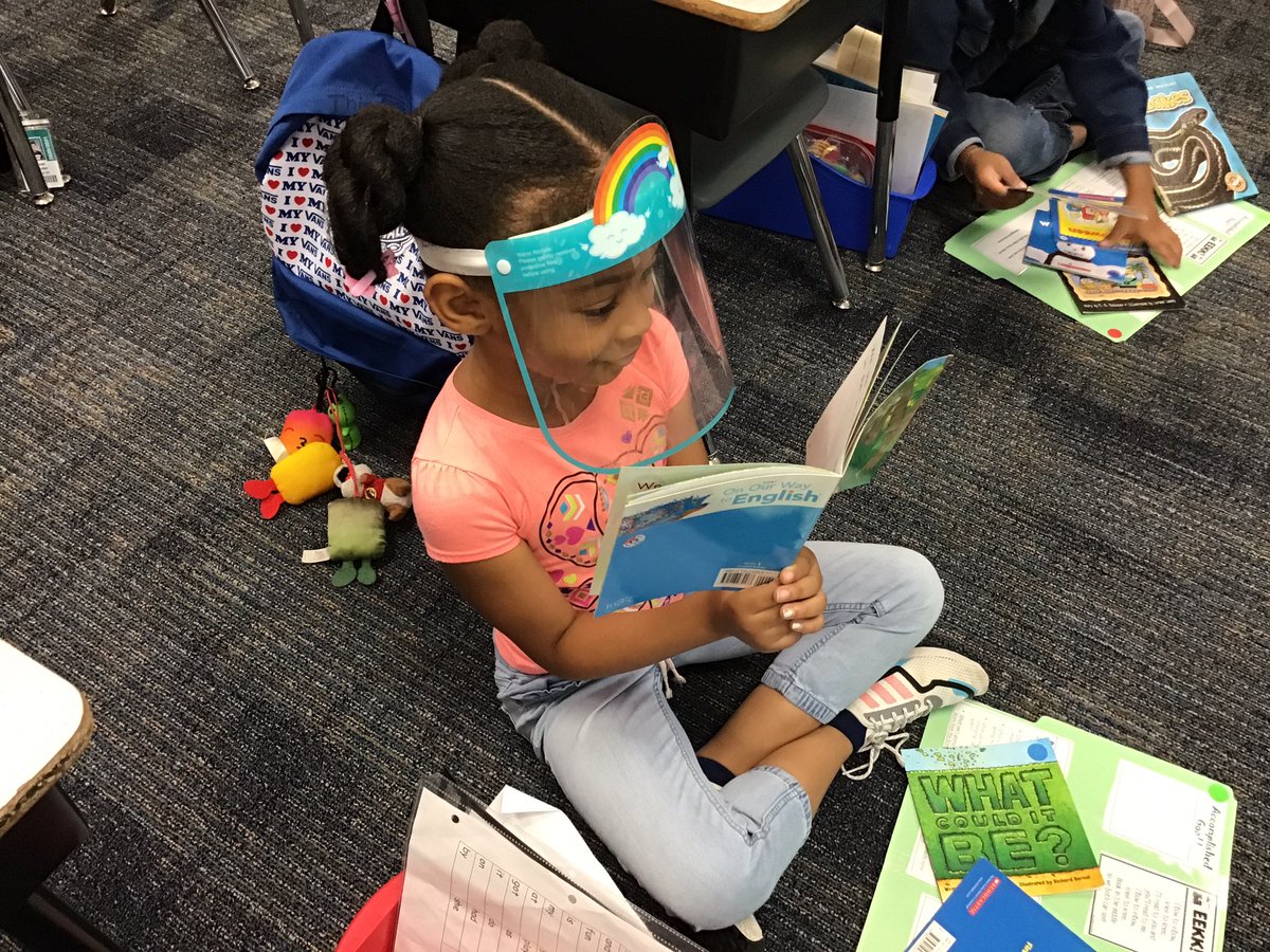 FES Library tweet media