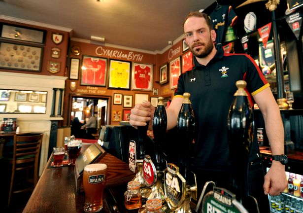 Watch ale wyn Jones receive his 150th cap at the Piercefield tomorrow evening at 7pm.