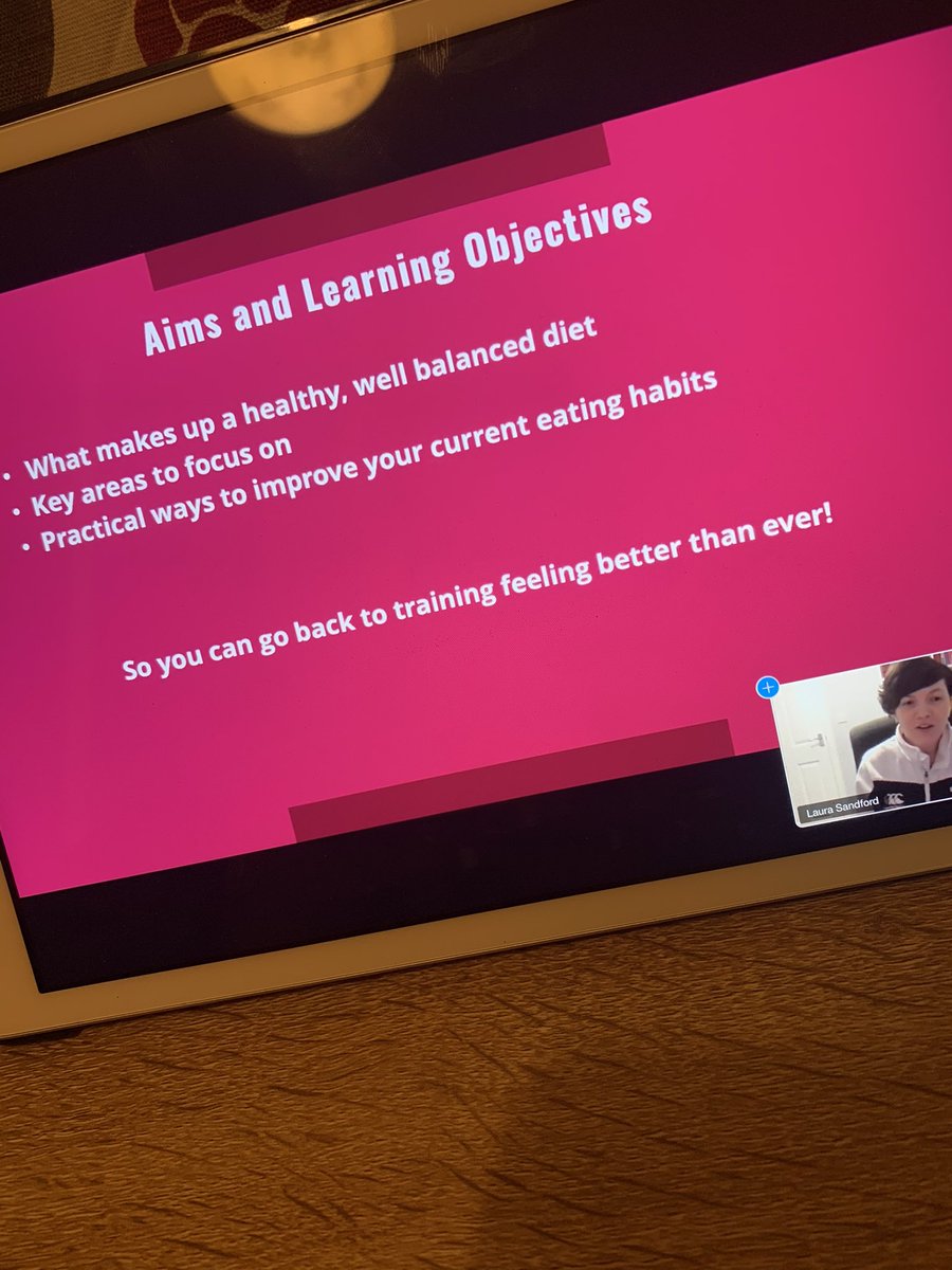 _TeamSteel's tweet image. Really informative and interactive session with @LLSnutrition our Performance Nutritionist tonight! Thank you again. 

#TeamSteel #teamarenauk @solosportbrands