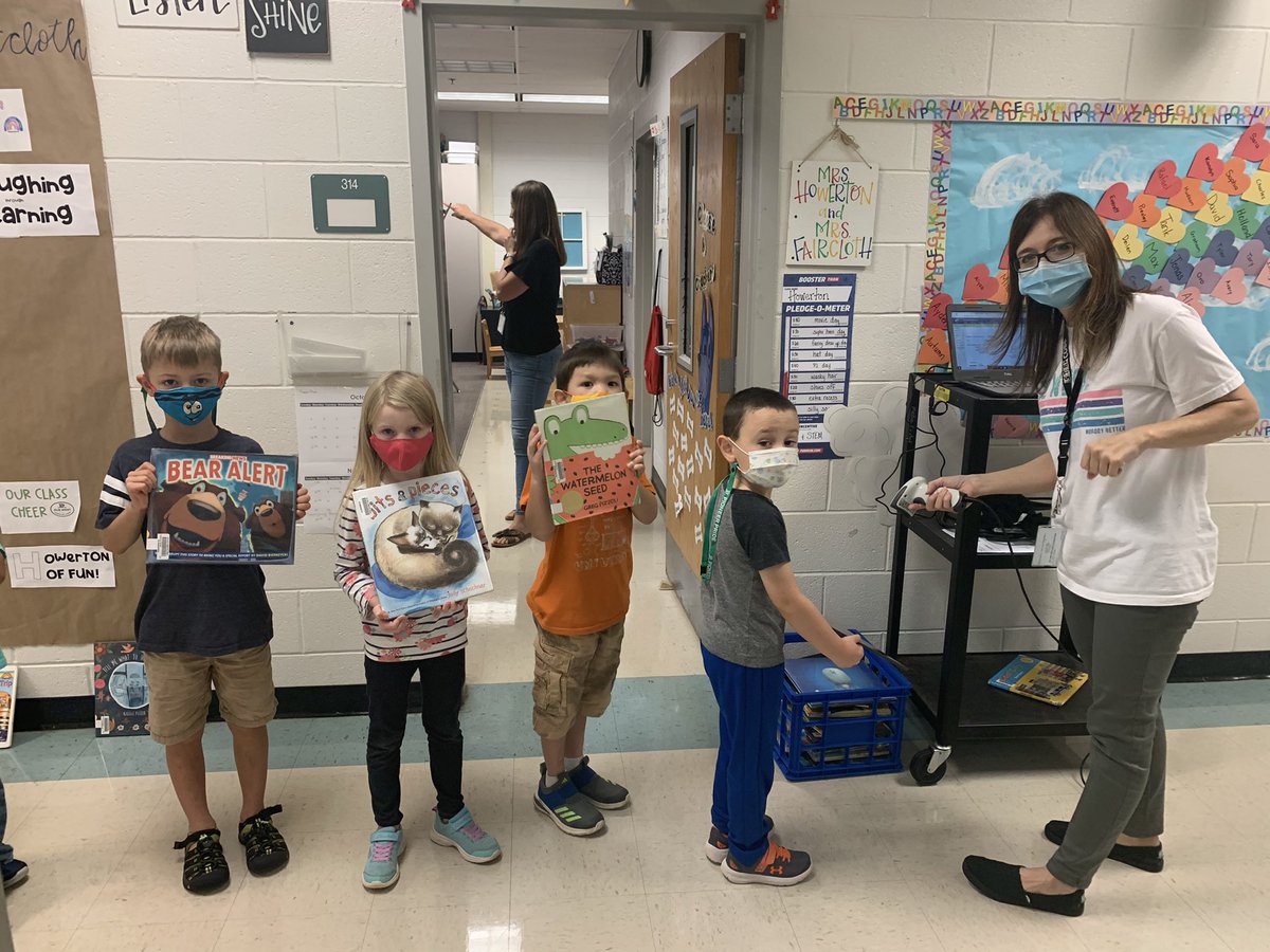 CissiKale's tweet photo. It’s rocking @duewest_es in kindergarten-book checkout,small group instruction, STEM lessons-business as usual here. 💙💚🌈 Purposeful instruction remains the priority.  @dw_commons @Claire1Farrell @CobbSchools @AMMorris123 https://t.co/mC7mJelKyk