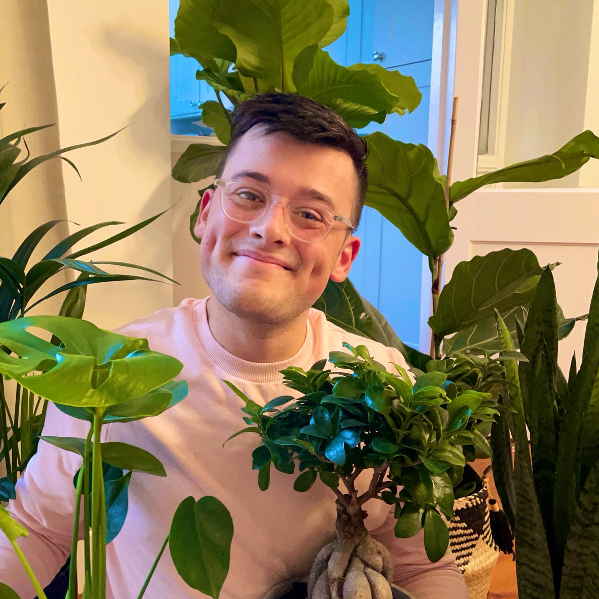 i’m a plant dad now 🌱