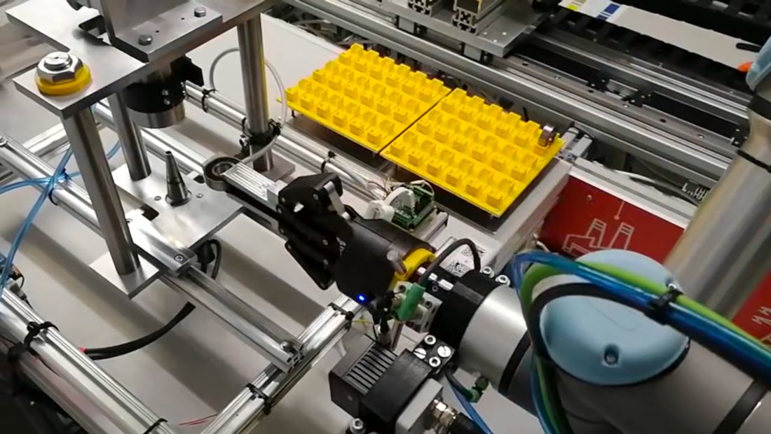 mnest_eu's tweet photo. A real challenge, from Interroll SA, is being addressed by the participants of the Teaching Factory (TF): the “Automated bearing and shaft quality testing”. Learn more about the SUPSI Mini-Factory at
https://t.co/RlHVEcADKM https://t.co/2W7ISEVjPB