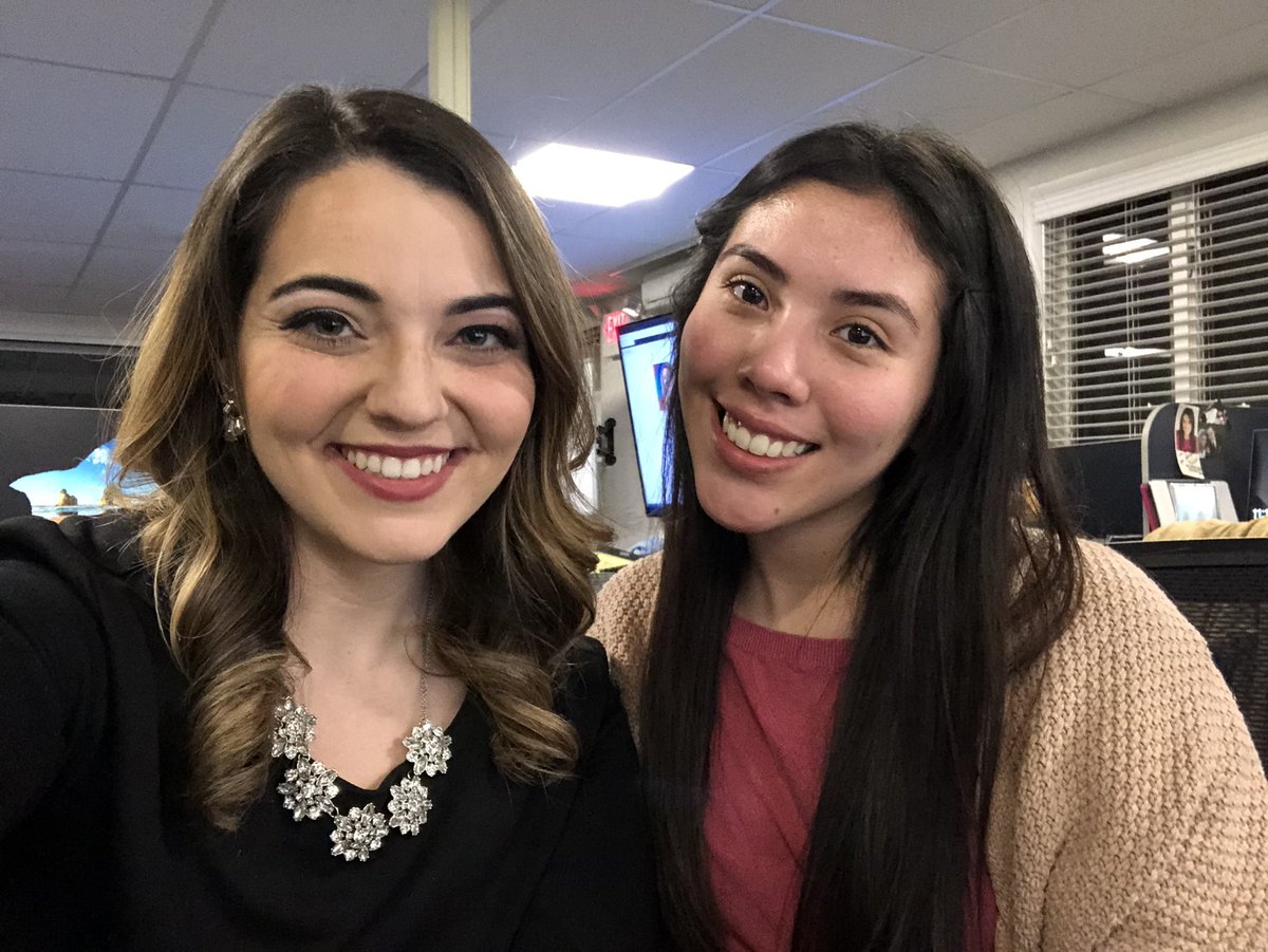 SamanthaRHeckel's tweet photo. Happy Birthday to one of my favorite people of all time, @vallldeleon!! You are one in a million girl!! 🎉🥳🧁 https://t.co/c0DMe7yPOI