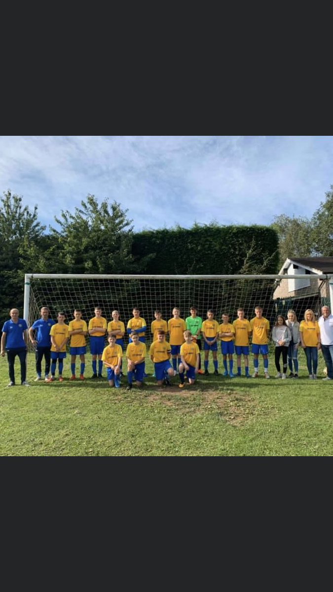 DentsAuto's tweet photo. Supporting @KirbyMuxloeFC under16s football team,keeping them looking smart and warm https://t.co/TxdMYzREjl