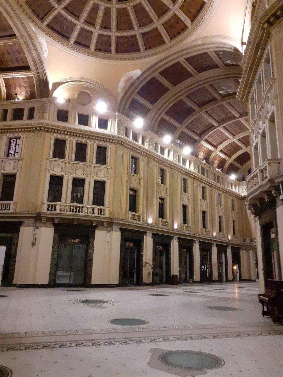 Vittorio Emanuele gallery in Piazza Antonino.Certainly business wise not peak season.6/n &ndash; bei  Galleria Vittorio Emanuele