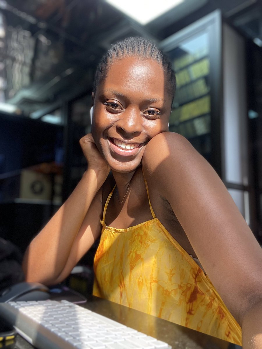 jumoke_p's tweet photo. 💛🧡 https://t.co/Rtm4EuXXGZ