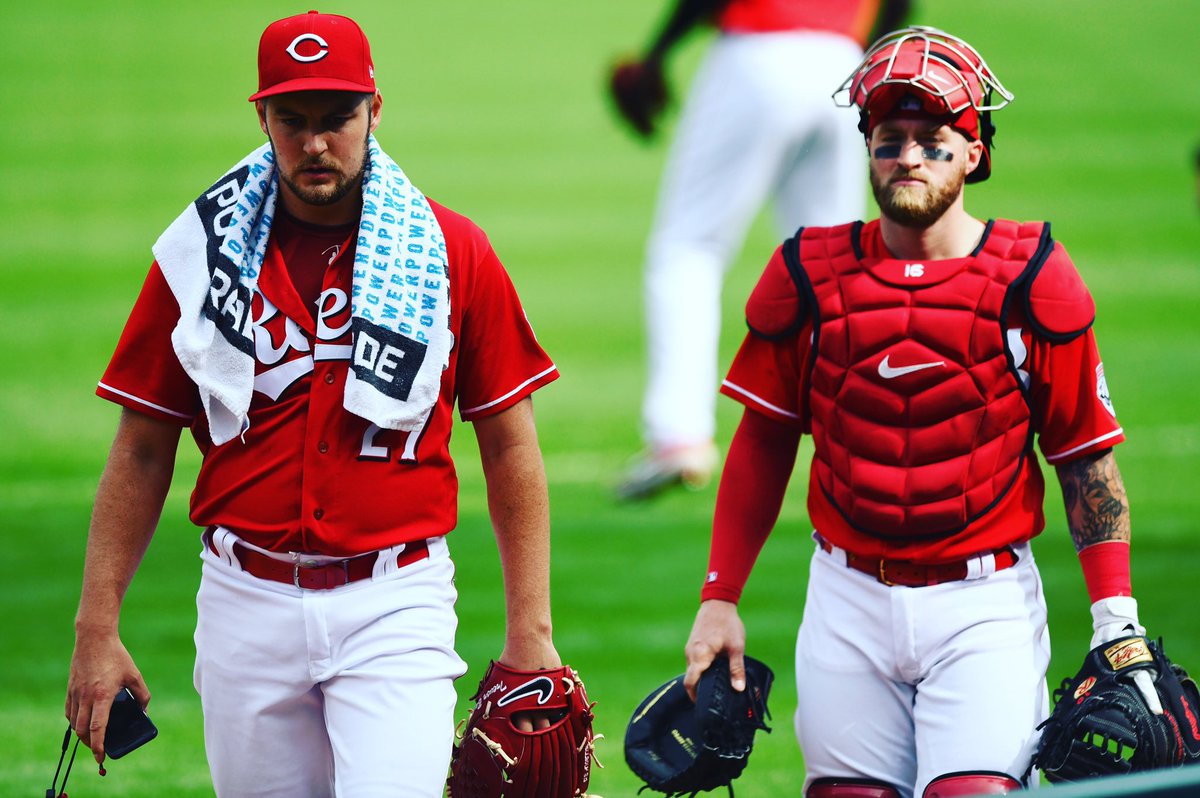 ATBBTTR's tweet photo. Trevor Bauer and Tucker Barnhart are the first NL battery mates since 1989 and second ever to win the Cy Young and Gold Glove awards in the same season https://t.co/NdUQTqqP3Y