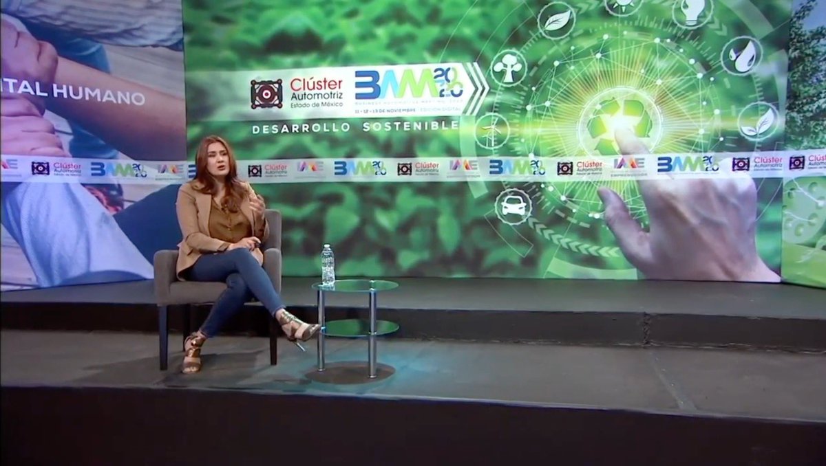 La industria automotriz históricamente ha sido dominado por hombres y <a href="/zacuaoficial/">ZACUA</a> es la primera marca a nivel mundial en donde el ensamblado es 100% #hechopormujeres ￼￼
#industriaautomotriz #sectorautomotor #innovacion #bammexico #negociosautomotrices #edomex #business