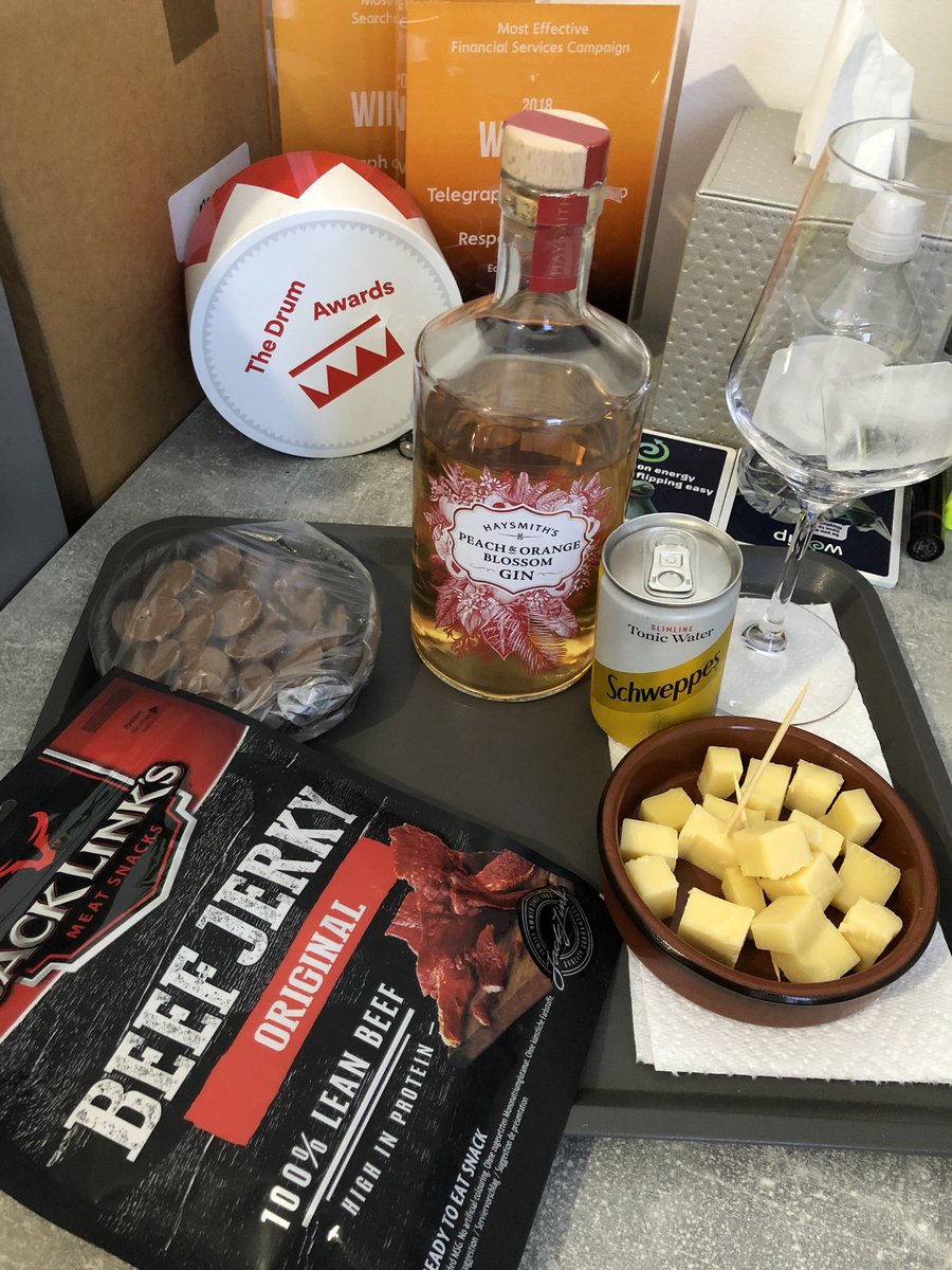 ohmishy's tweet photo. @JackLinks forever!!!! ๐คค๐๐ผ #TIOchat (gin and Comte cheese) https://t.co/WBi5AVvsrs