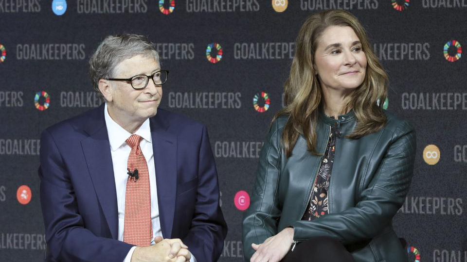Forbes's tweet photo. Bill and Melinda Gates are giving $70 million more for Covid vaccines https://t.co/mG5MYL6KlQ https://t.co/qApzIewy5K