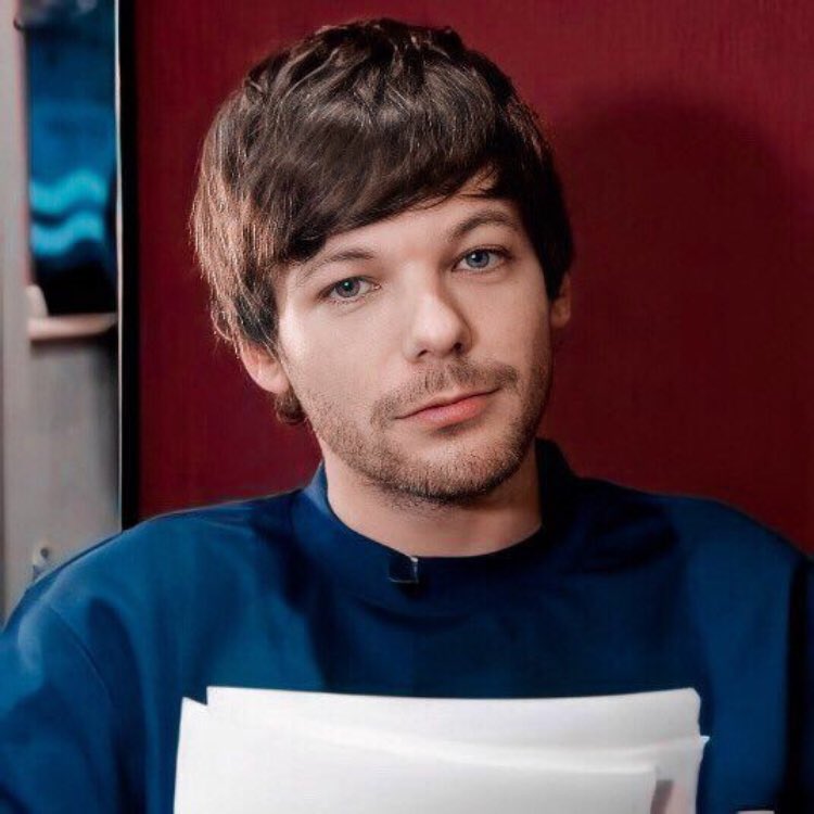 BloomMordy's tweet photo. #LouisIsBeautiful You’re beautiful, @Louis_Tomlinson, remember that. Don’t listen to the haters.
I love you. Have a nice day. 💙 https://t.co/GGZodUMWZi