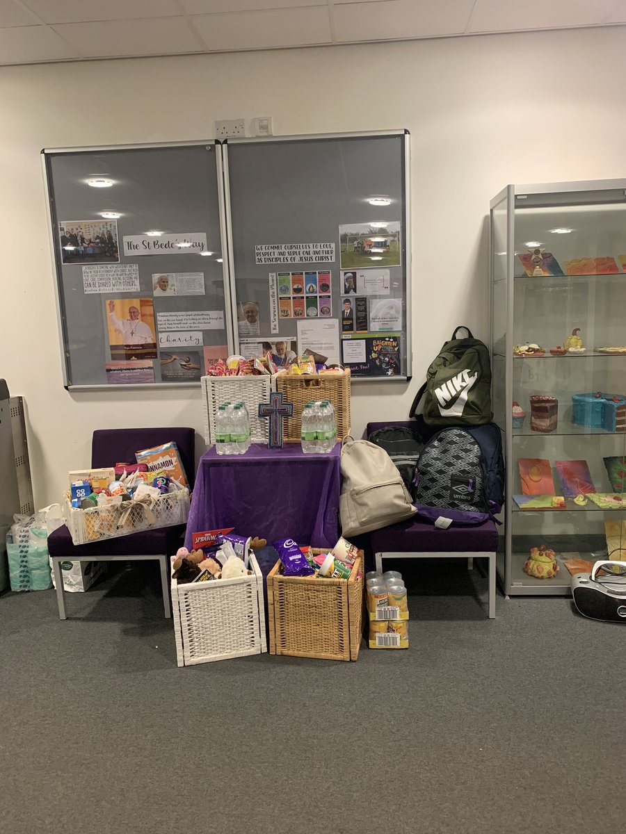 sbchaplaincy's tweet photo. The generosity of the students and families is overwhelming. We have rucksacks bulging with food and warm clothes for @ForgeProject. https://t.co/f6gVAglTKd