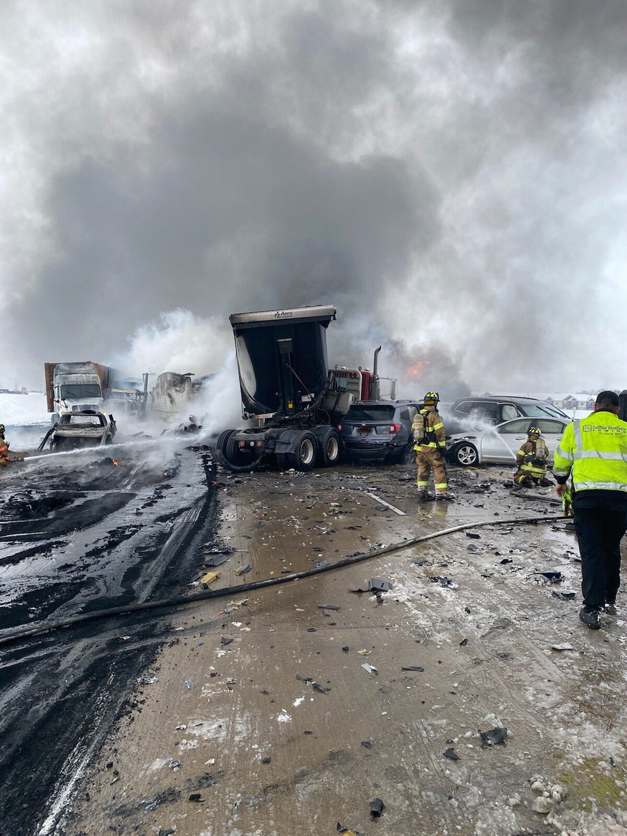 MSPPIO_NW's tweet photo. I94 Monticello - both EB &amp; WB directions remain closed while the fire department continues to put out the fires. One load was tractor tires. Preliminary info indicates approximately 30 vehicles involved (half were semis) working to get road open https://t.co/UtVIO32TcR https://t.co/pvRYB7xdbU