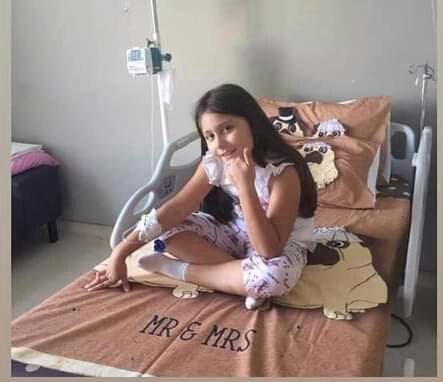 Şu anda BU TWEETİ gördüyseniz 
RT yapabilir misiniz Lütfen!

Lösemi Teşhisi Konulan Minik Deren İlik Nakli Bekliyor 

Kök Hücre Için 3 Tüp Kan Ver #DereneUmutol 

#HayırlıCumalar
#Albertville 
#ÇocuklarımızSahipsizDeğildir
#inandımçünkü
#Nedeğişti
#CilemKılıc
#KonuştukçaÖzgürüz