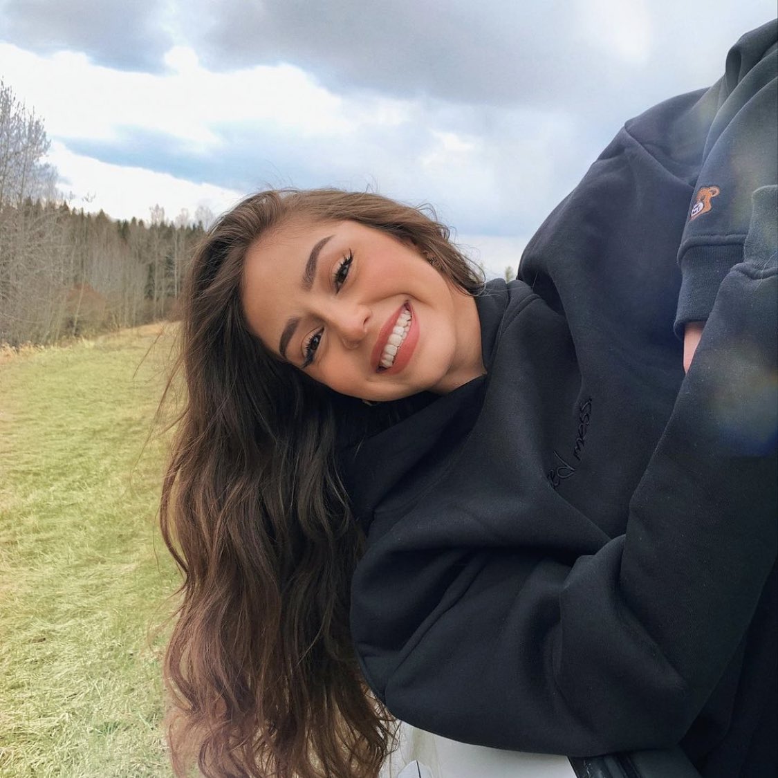 luaxvans's tweet photo. 𝚗𝚎𝚠 𝚖𝚎 .｡.:*♡ https://t.co/go8fho9HDS