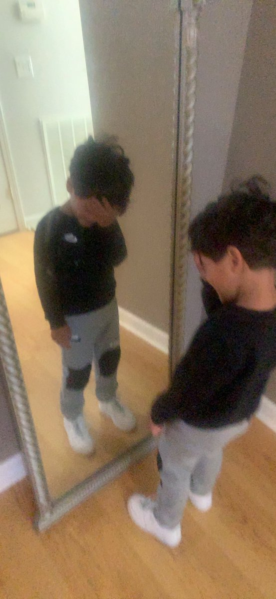 AsheaLenea's tweet image. my godson know he clean asf😂😂🔥🔥