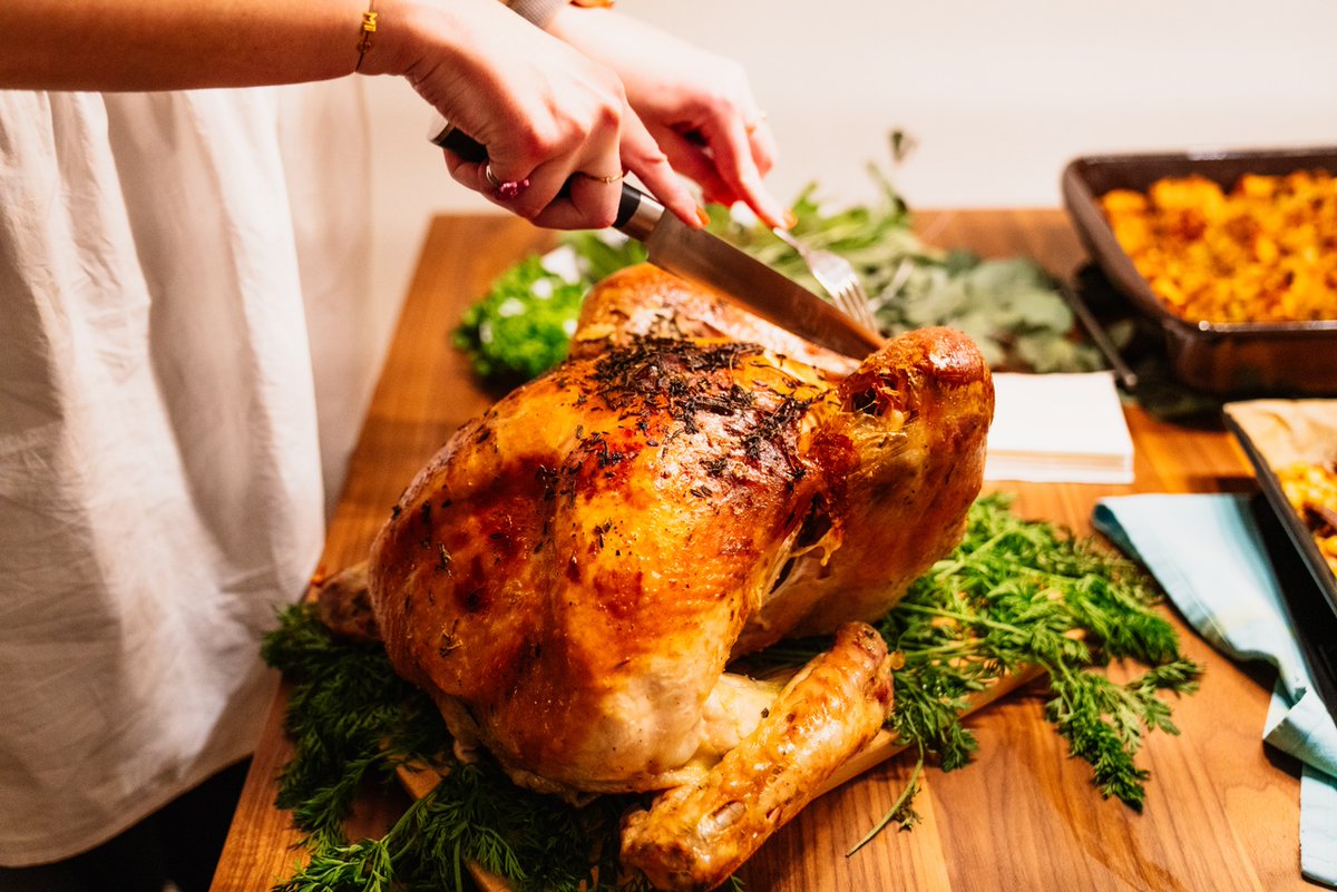 Join us for a Thanksgiving Buffet at Duke's! 🍴 Enjoy Kalua Turkey, Mash Potatoes, Portuguese Sausage Apple Stuffing &amp; more for $49 (Adults), $30 (Keiki). 🍂 Also available for takeout as a plate for one or packaged family style. Pre-order for takeout begins 11/16!