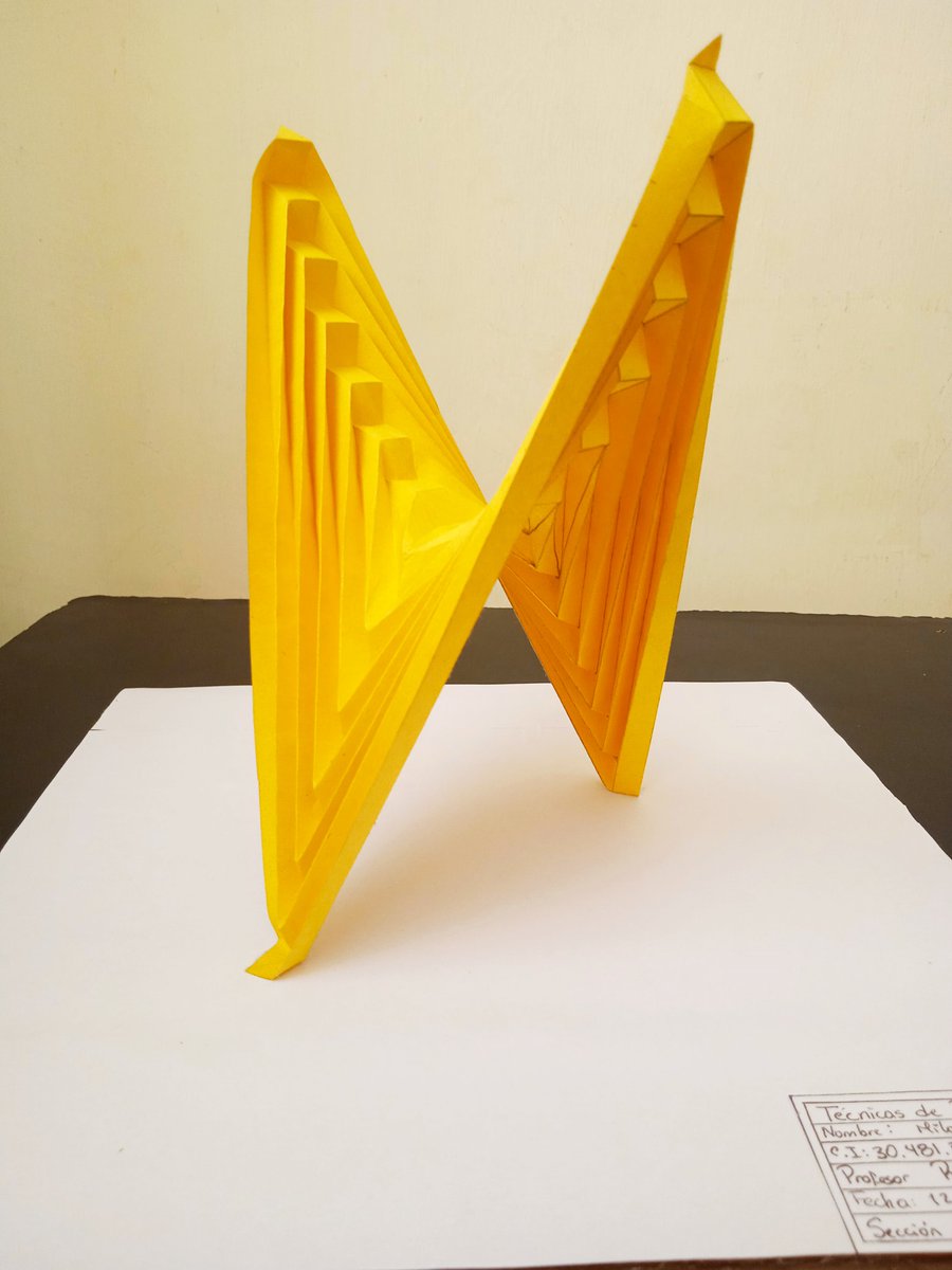 Milaarch1's tweet photo. #Entrega  #OrigamiArquitectonico #Maqueta #MedidaHojaDe40x40cm #SeccionC2020C #TecnicasDeRepresentacion #rjmc2020c @notiuru @arquitecturauru @cardonarichard  #milagrosurdaneta https://t.co/sFJH2TXFy8
