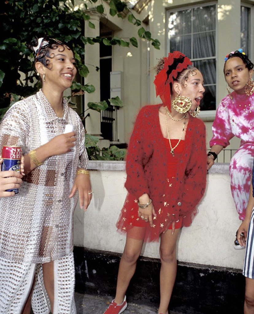 NHCarnivalLDN's tweet photo. π Obsessed with these outfits from Notting Hill Carnival back in the day - do you have any throwback pictures from NHC years gone by?
#NottingHillCarnival #NHC2020 #CarnivalAtHome #NHCAtHome https://t.co/BnNY4Lqey3