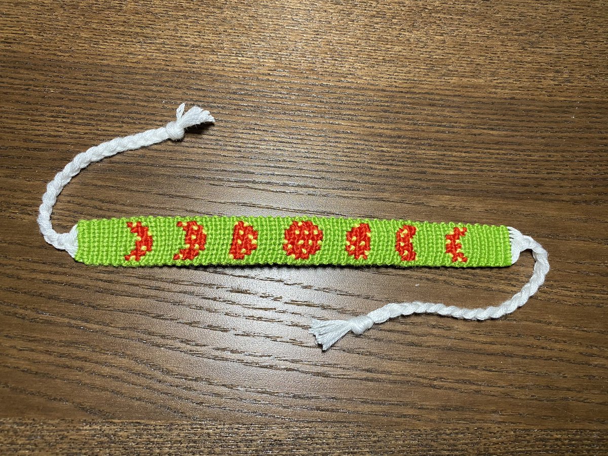 JustBeYouCo's tweet photo. Cuties looking for homes. 
Bracelet 
Anklet 
Bookmark 
The uses are endless 
https://t.co/pzMUJrN7Fo https://t.co/hVECDdxZ2u