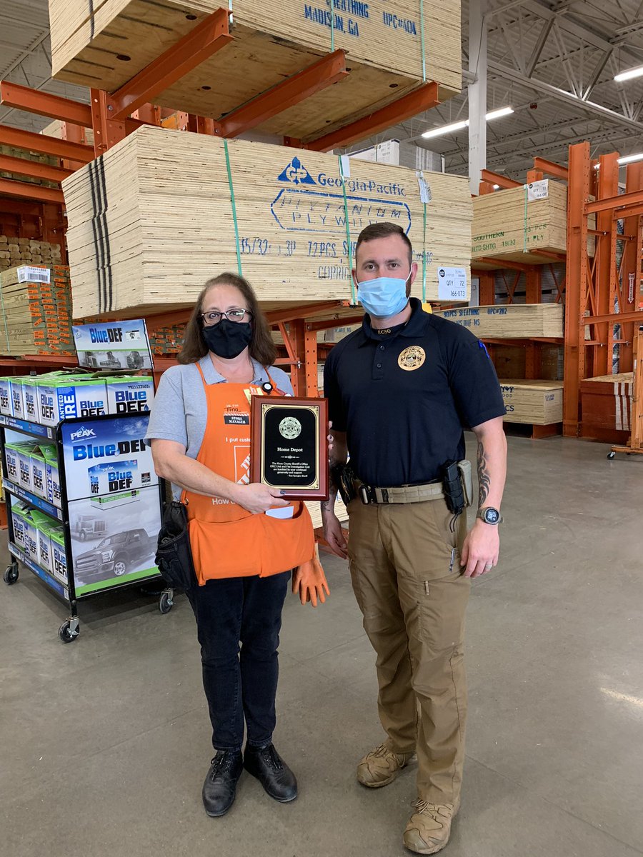 Tina Corridan (@homedepot773) on Twitter photo Knox county sheriffs Department recognizing HD773 for their donations during these difficult times <a href="/PatrickBian2/">Patrick Bian</a> <a href="/dhrmjeff/">Jeff Huguelet</a> <a href="/kernsied1/">My Info</a> <a href="/MccullarJim/">Jim McCullar</a> <a href="/joshfelkerTHD/">Josh Felker</a> <a href="/homedepot773/">Tina Corridan</a> Knox county sheriffs Department recognizing HD773 for their donations during these difficult times <a href="/PatrickBian2/">Patrick Bian</a> <a href="/dhrmjeff/">Jeff Huguelet</a> <a href="/kernsied1/">My Info</a> <a href="/MccullarJim/">Jim McCullar</a> <a href="/joshfelkerTHD/">Josh Felker</a> <a href="/homedepot773/">Tina Corridan</a>