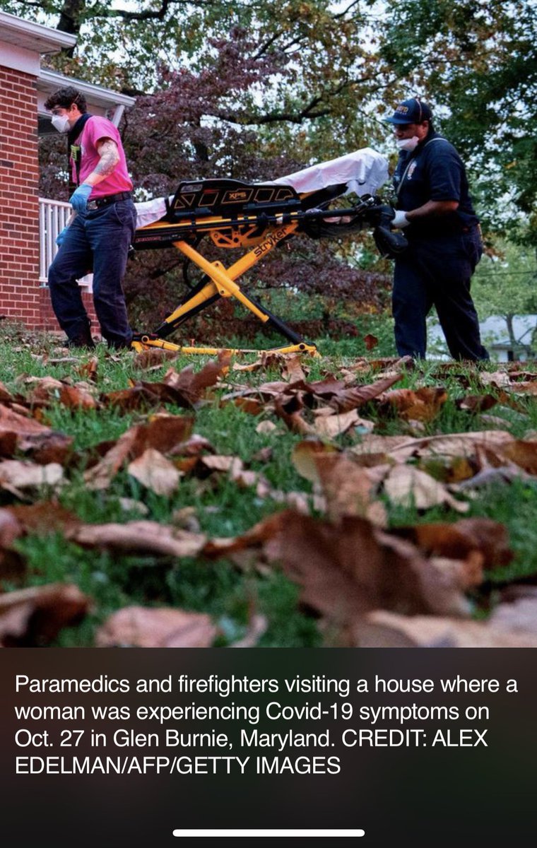 joyabounding's tweet image. Pls note location of mask on gentleman on the right....
#COVIDIOT