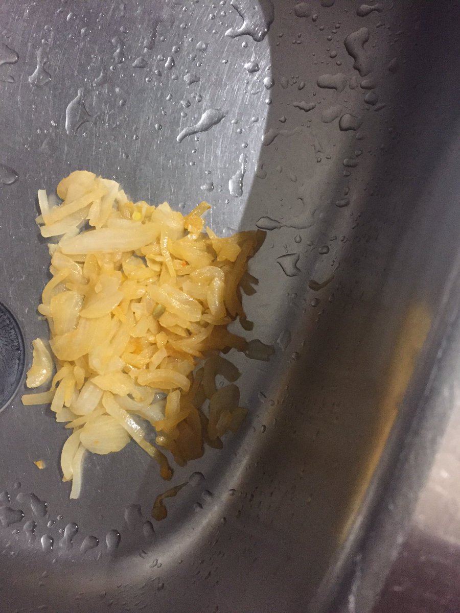 HopeNandi's tweet photo. @PicknPay, I bought your Greengrocer’s Hawaiian stir-fry for the first time. I’ve cooked half a bag, and this is how much onion I’ve fished out – a third of veg left in the pan! I know we’re social distancing and all, but this much onion in 350g? Cheating! Add edible veg please. https://t.co/vk7wOKlFEr